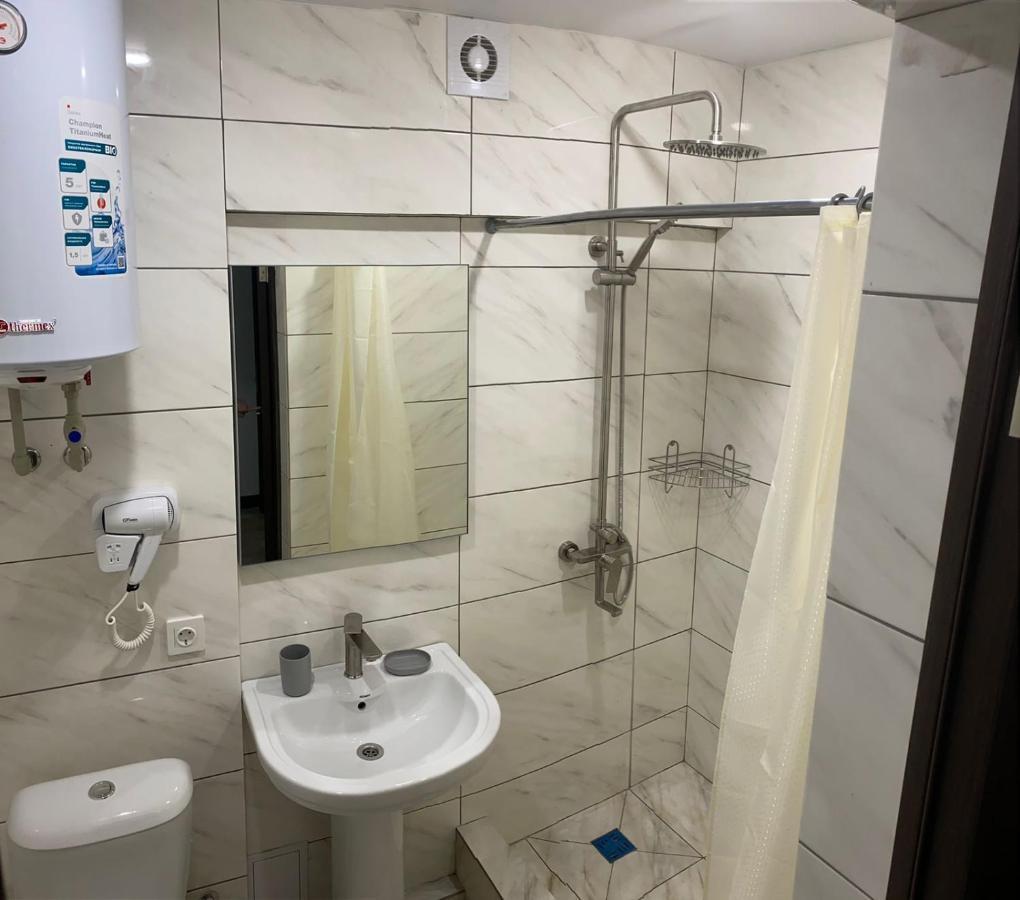 Hotel Гостевой Дом Атакар Gagra Exterior foto